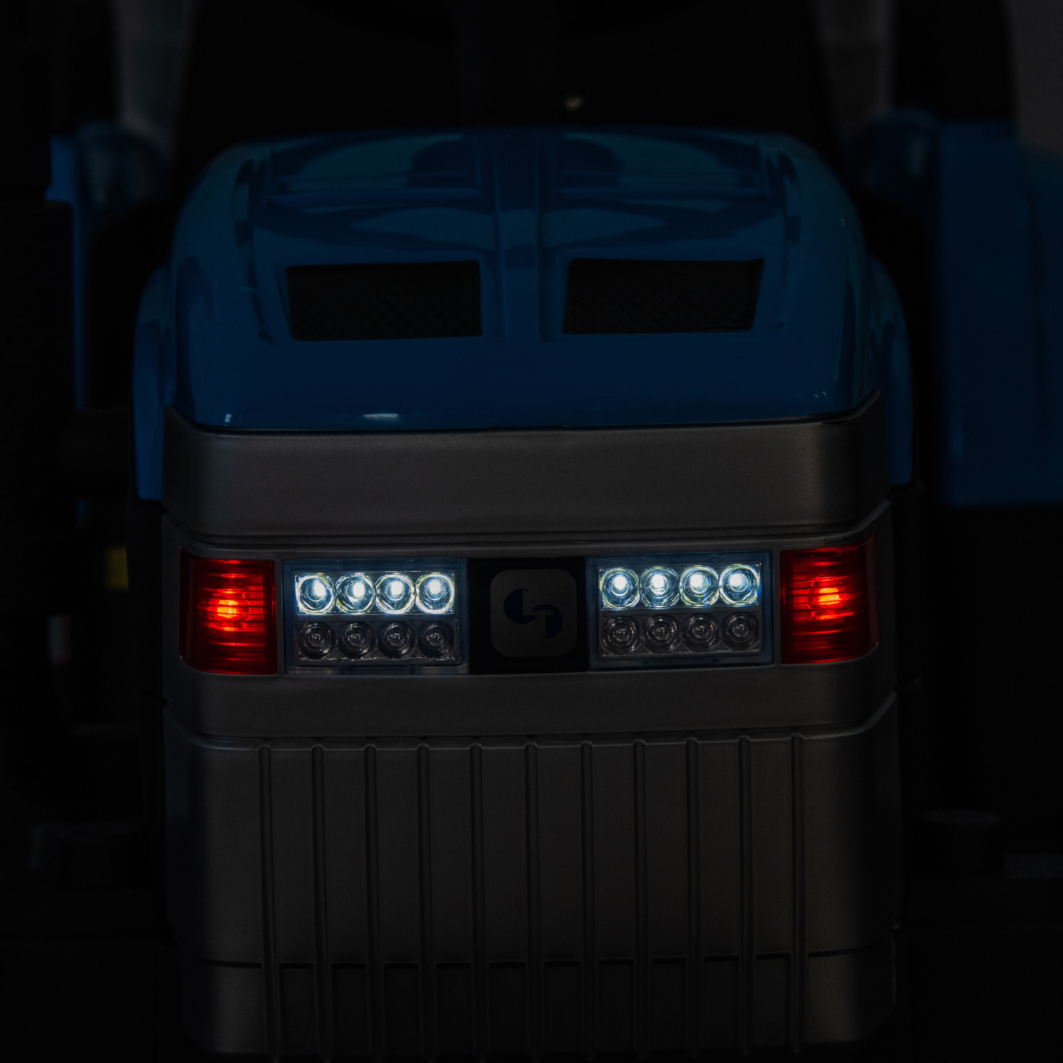 Auto Elettrica per Bambini Trattore Lamas 12V Luci Led Suoni Realistici Mp3 Telecomando