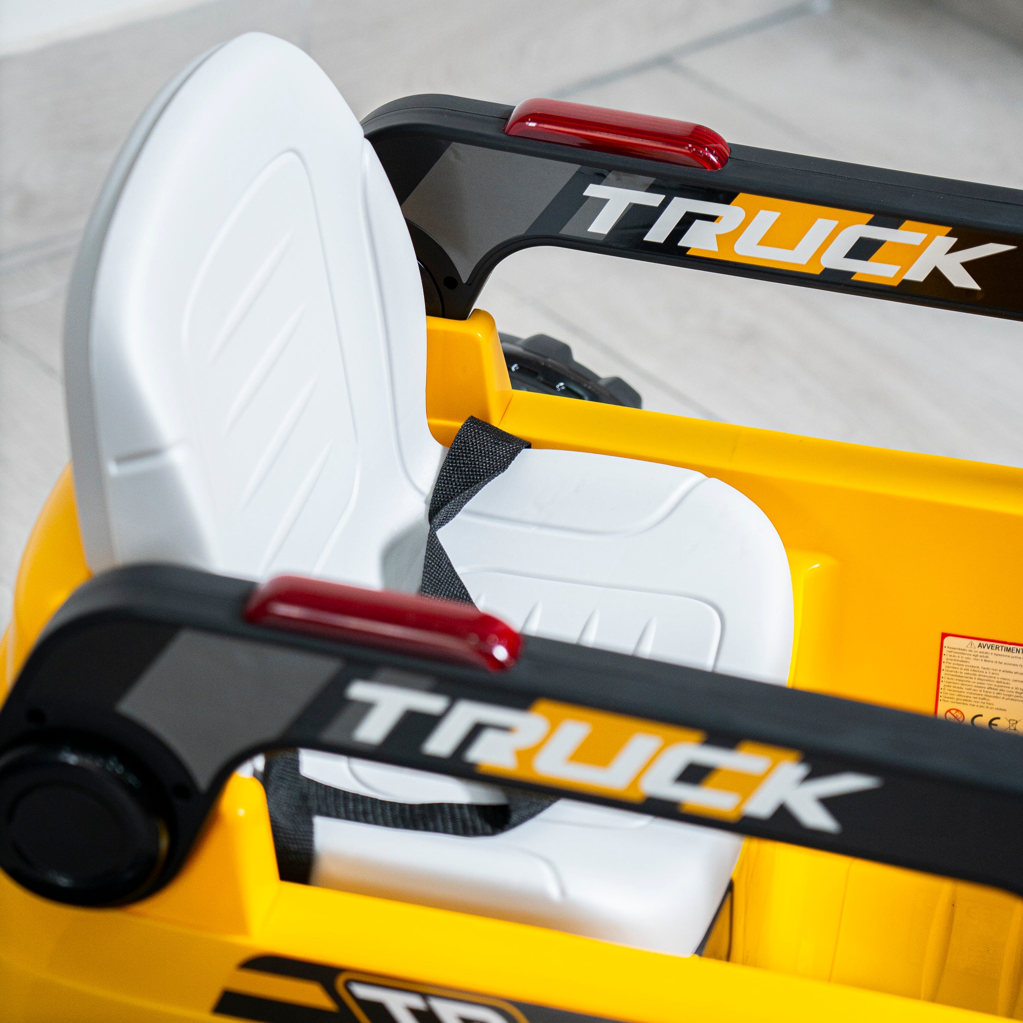 Escavatore Elettrico per Bambini Giallo 12V Luci Led e Suoni Realistici Movimenti MP3 Integrato