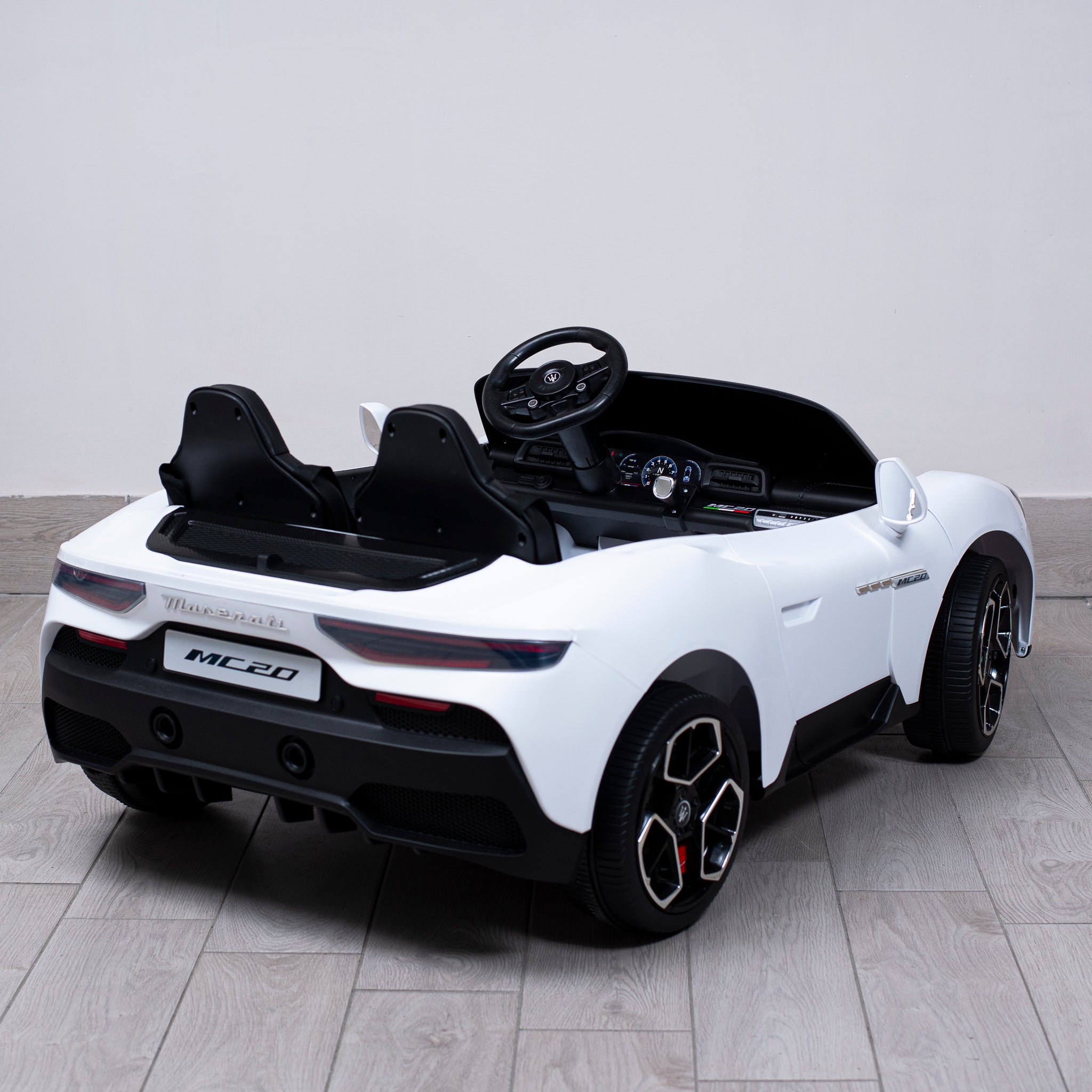Auto Elettrica per Bambini Maserati MC20 Full Optional con Licenza Ufficiale Luci Led Suoni Realistici Mp3 Telecomando Cinture di Sicurezza