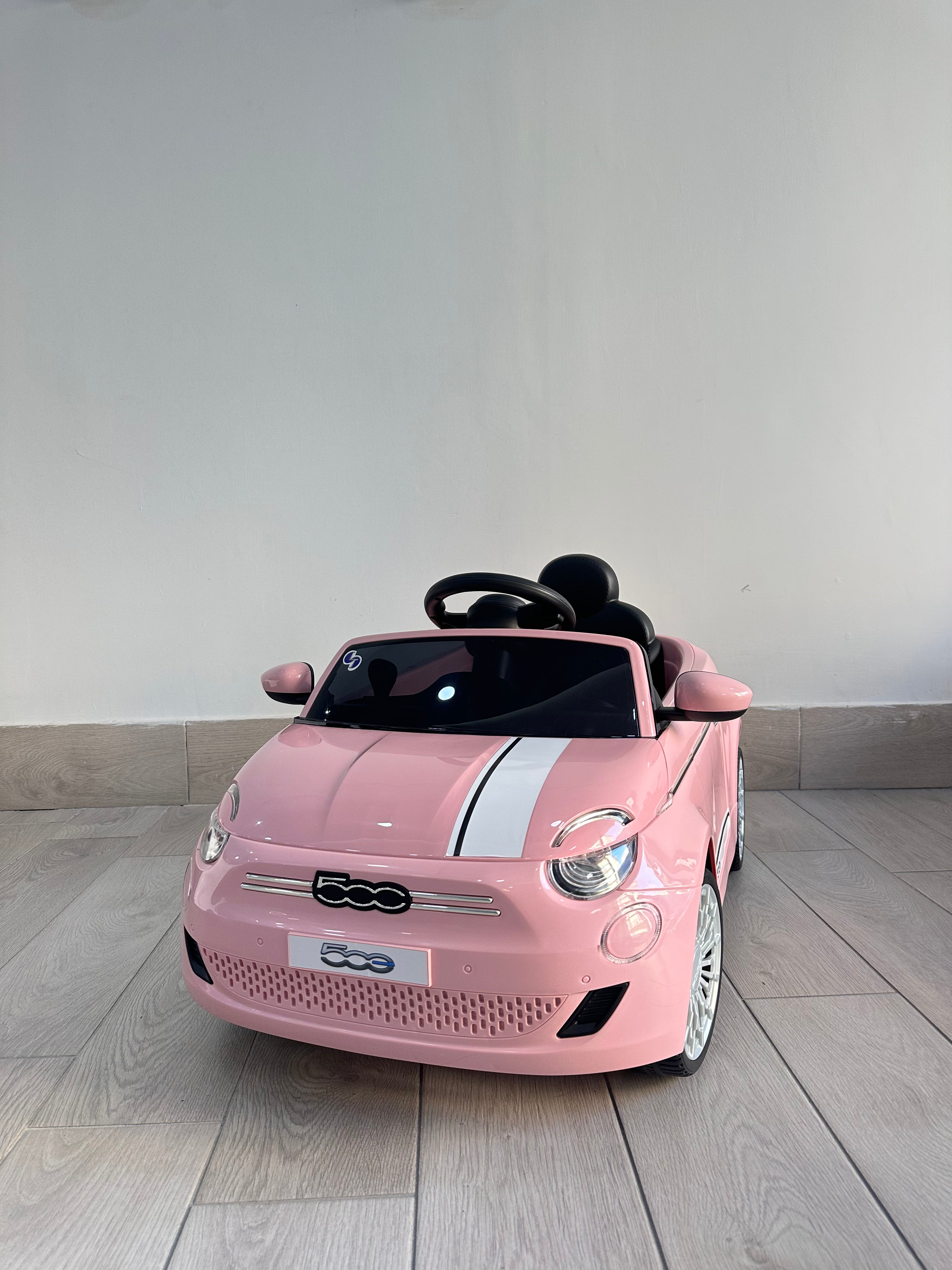 Auto Elettrica per Bambini Fiat 500 12V con Licenza Ufficiale Luci Led Suoni Realistici MP3 Telecomando Cinture di SIcurezza