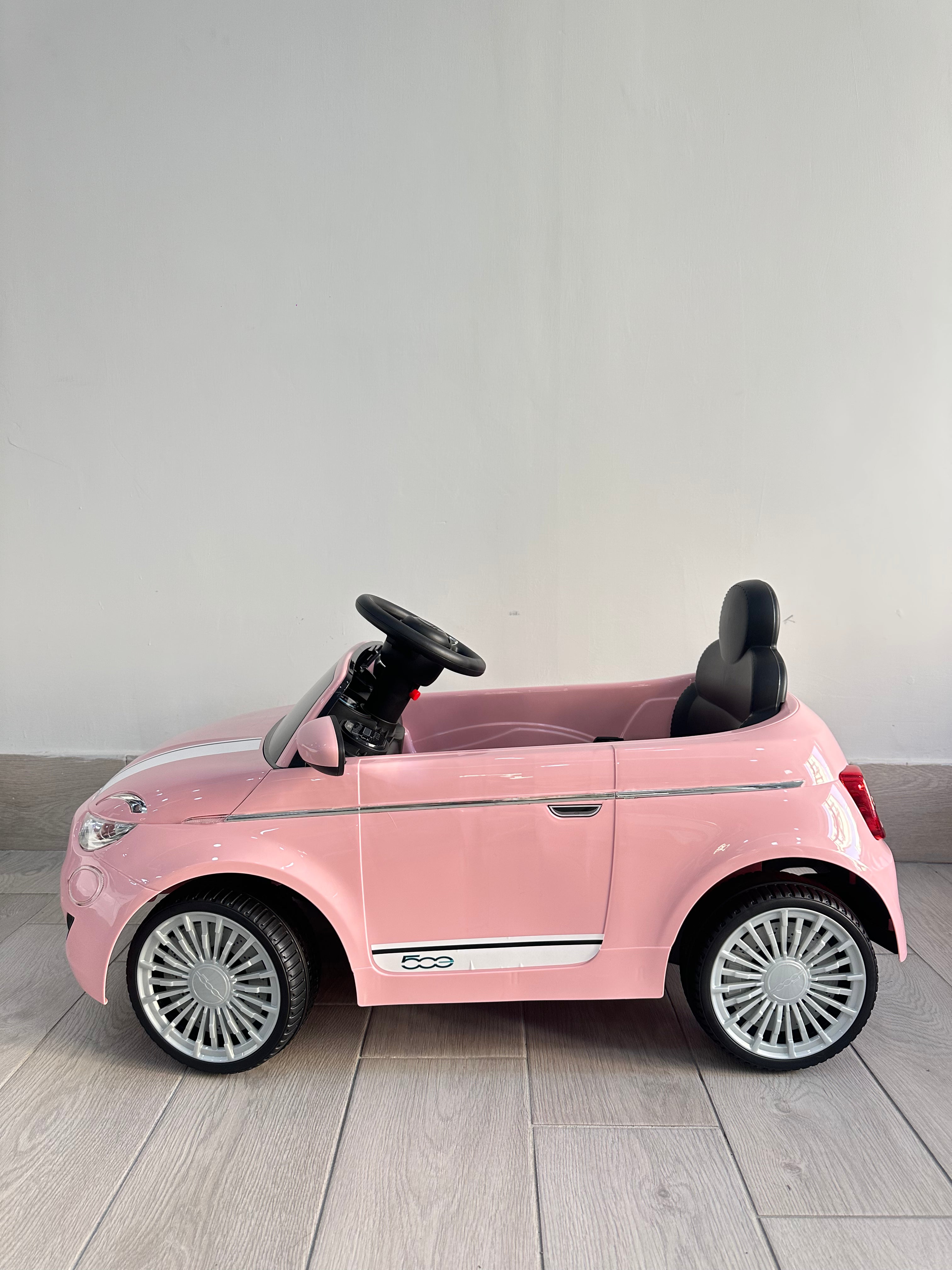 Auto Elettrica per Bambini Fiat 500 12V con Licenza Ufficiale Luci Led Suoni Realistici MP3 Telecomando Cinture di SIcurezza